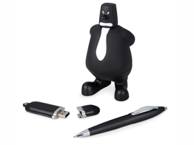 Набор: блекмэн Майк, USB-флешка на 4 Гб, ручка шариковая Набор: блекмэн Майк, USB-флешка на 4 Гб, ручка шариковая